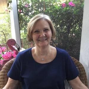 Meet your Posher, Carole